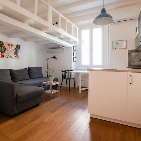 Cozy Apartment Near Navigli Milan Bagian luar foto